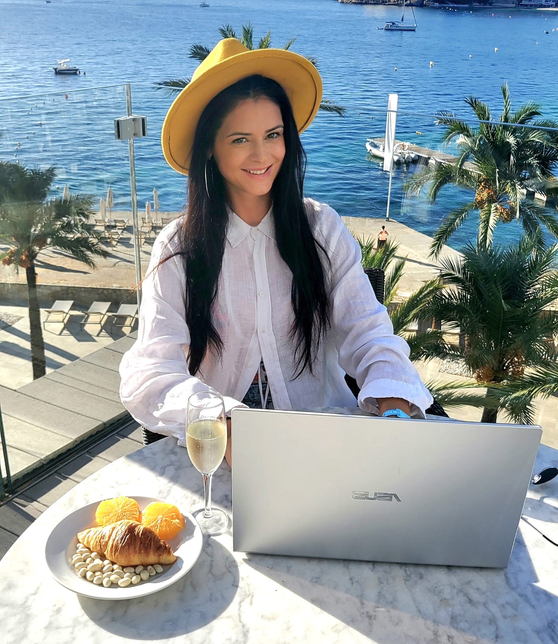 De ce am ales să devin un Nomad Digital în Marketingul Afiliat: explorand beneficiile și libertatea acestei cariere!